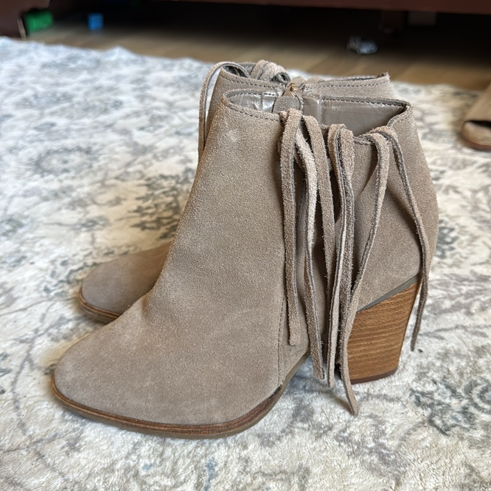 NOT AVAILABLE - Picture 6 of 7